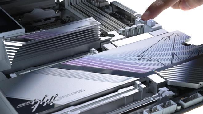 主板深度解析：X3D处理器的旗舰级搭档开元棋牌技嘉X870E X3D冰雕系列(图9)